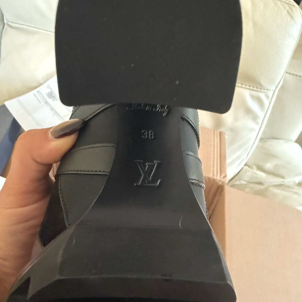 Louis Vuitton Black and Brown Heeled Boots - Picture 6 of 6